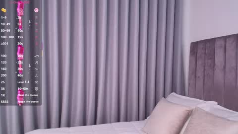 XIMENA LOPEZ online show from April 25, 5:21 am