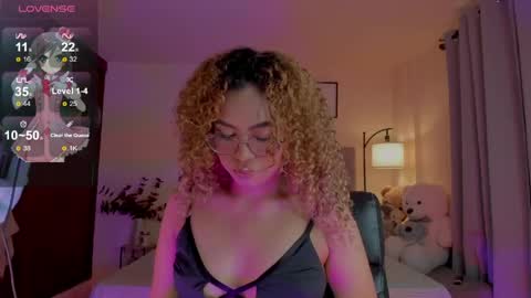 camila online show from April 22, 9:23 pm