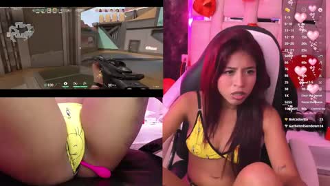 Snapshot of ximenareid chatting on February 11, 5:37 am Ximena online show from February 11, 5:37 am