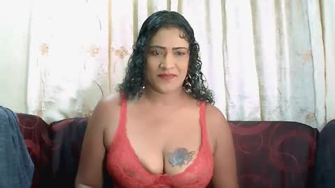Snapshot of xindianxfireballx chatting on February 17, 6:42 am XIndianXFireBallx online show from February 17, 6:42 am