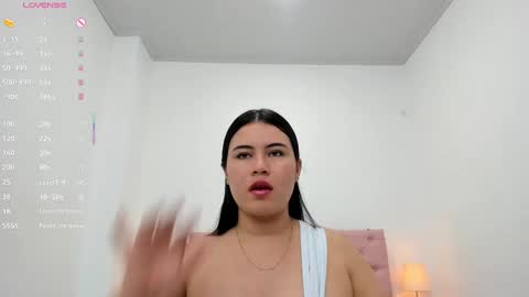Snapshot of xiomy_gomez chatting on October 14, 1:57 pm Xiomy online show from October 14, 1:57 pm