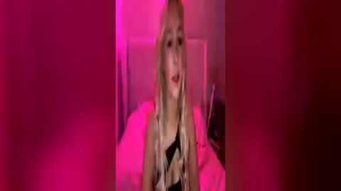 kateleigh online show from June 24, 3:16 am