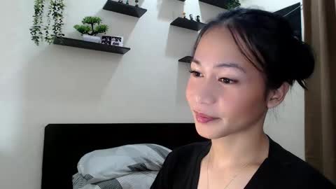 Alice online show from April 12, 7:38 pm