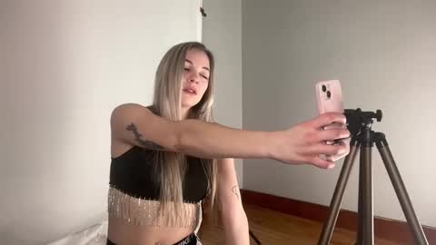 Morgan Rose online show from February 4, 2:14 am