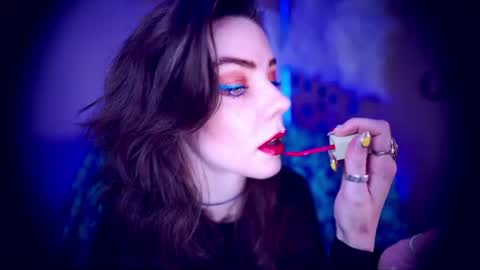 Bella Bondai online show from July 24, 4:32 am