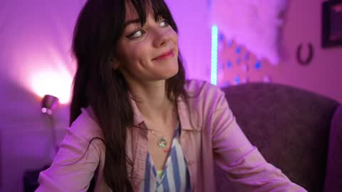 Bella Bondai online show from February 5, 3:31 pm