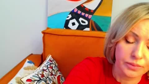 xvaleriax0 online show from February 17, 4:39 pm