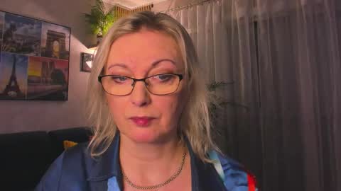 Vanessa online show from February 10, 6:11 pm