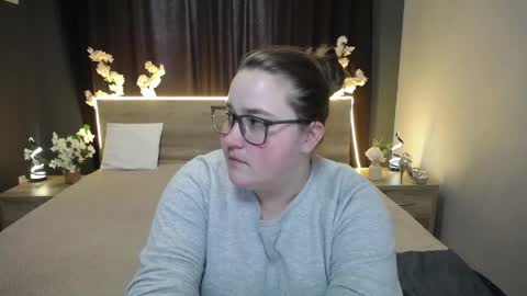 xx daniella xx online show from April 23, 7:05 am