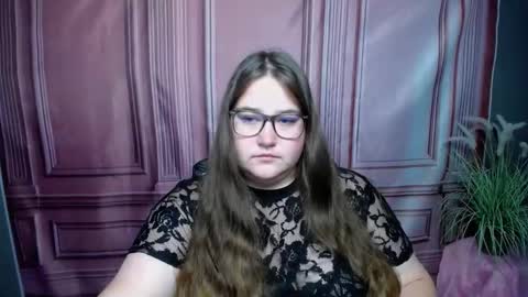 Snapshot of xx_daniella_xx chatting on September 13, 6:43 am xx daniella xx online show from September 13, 6:43 am