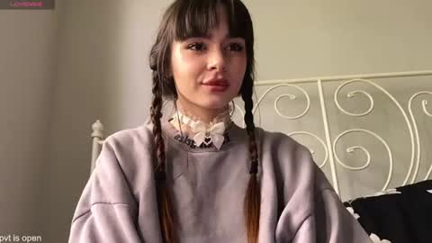Lily online show from June 11, 11:07 am