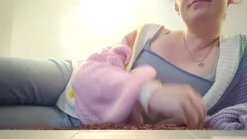 xxmariebliss online show from April 16, 1:06 am