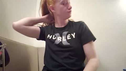 xxmariebliss online show from April 22, 12:24 pm