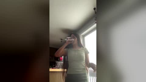 Lola online show from March 13, 3:57 pm