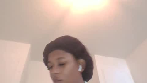 Danielle online show from April 22, 12:13 pm