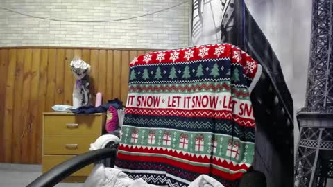 Lana online show from April 25, 5:10 pm