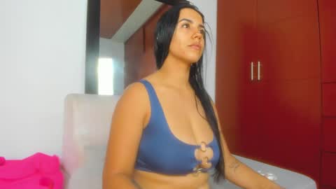 Snapshot of xxxtatianabustyxxx chatting on March 9, 6:21 pm xxxtatianabustyxxx online show from March 9, 6:21 pm