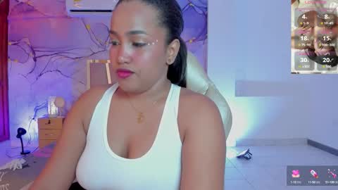 Snapshot of yamirawalker chatting on September 9, 9:03 pm Naomi online show from September 9, 9:03 pm