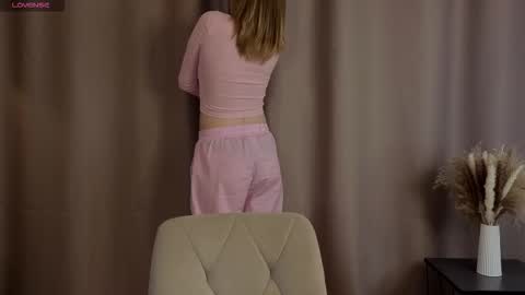 Kate online show from October 15, 1:03 pm