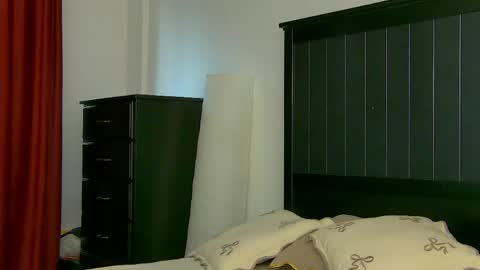 yanira_ass_ online show from April 26, 4:10 am