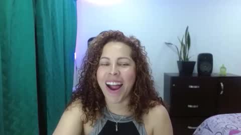 yanis_ariel12 online show from November 23, 2:03 am