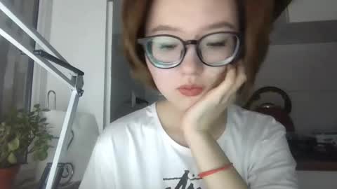 Lily online show from October 17, 5:49 pm