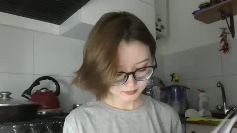 Lily online show from October 28, 3:51 pm