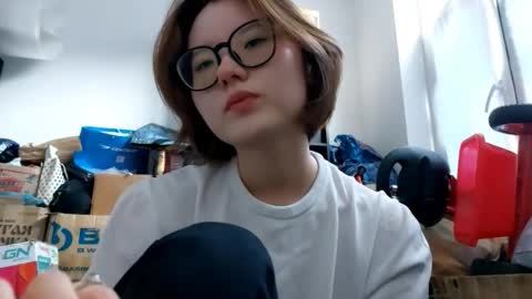 Lily online show from October 5, 10:42 am