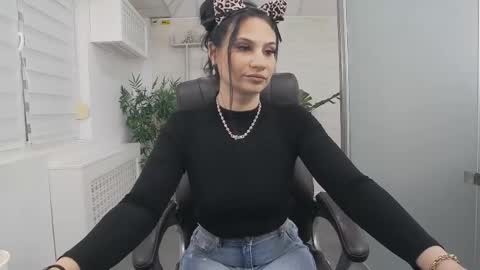 Yara online show from April 27, 4:20 am