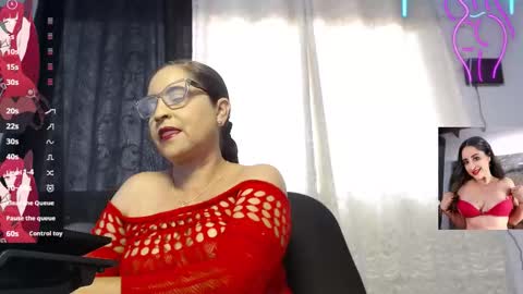 yaya____ online show from March 21, 8:14 pm