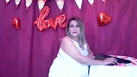 Snapshot of yayita_mature chatting on February 9, 12:52 pm yayita online show from February 9, 12:52 pm