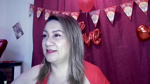 Snapshot of yayita_mature chatting on February 13, 12:00 pm yayita online show from February 13, 12:00 pm
