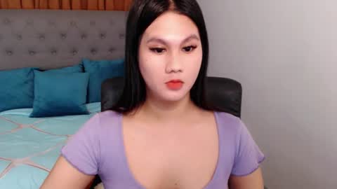 Snapshot of yen_bente chatting on October 12, 7:27 pm Yen online show from October 12, 7:27 pm