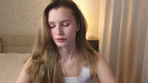 Yenna online show from May 4, 5:28 pm