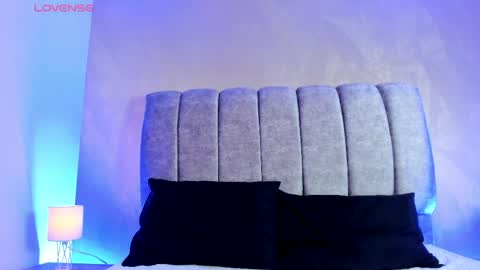 Yensy online show from May 13, 9:42 pm
