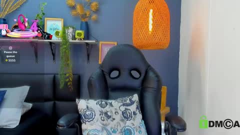 yessika_parker online show from April 25, 1:41 pm