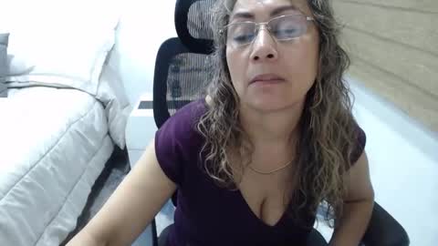 jessy online show from April 23, 3:36 am