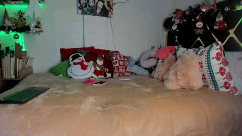 lucy online show from December 23, 2:59 am