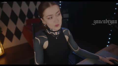 ynnenbrynn online show from April 17, 7:32 am