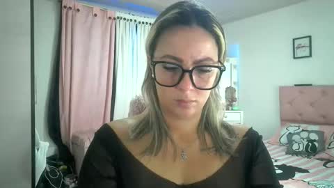 yokiko online show from October 24, 12:01 pm