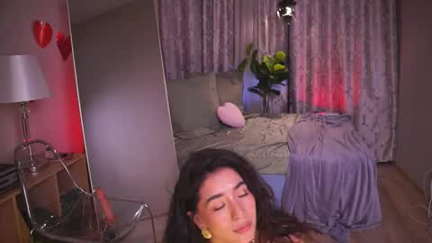 Yoko online show from February 15, 6:05 am