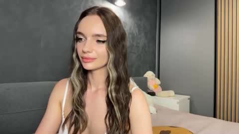 you_already_know_mee online show from May 6, 9:08 pm