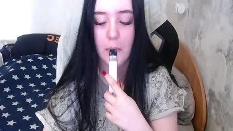 your_8a8y online show from April 27, 10:56 am