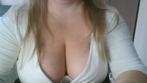 Maria Love online show from April 29, 8:50 am