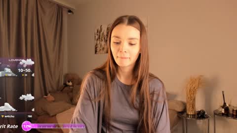 Camilla online show from March 7, 3:08 pm