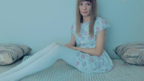 Lily online show from September 16, 12:57 pm