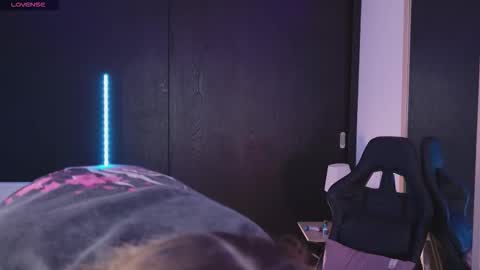 Valery online show from October 22, 1:10 am