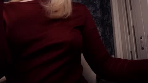 Freya online show from March 6, 7:42 pm