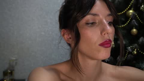 Snapshot of your_little_flexible_girl chatting on December 19, 8:55 pm Meri online show from December 19, 8:55 pm