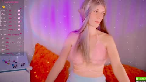 your_spring online show from February 27, 1:28 pm